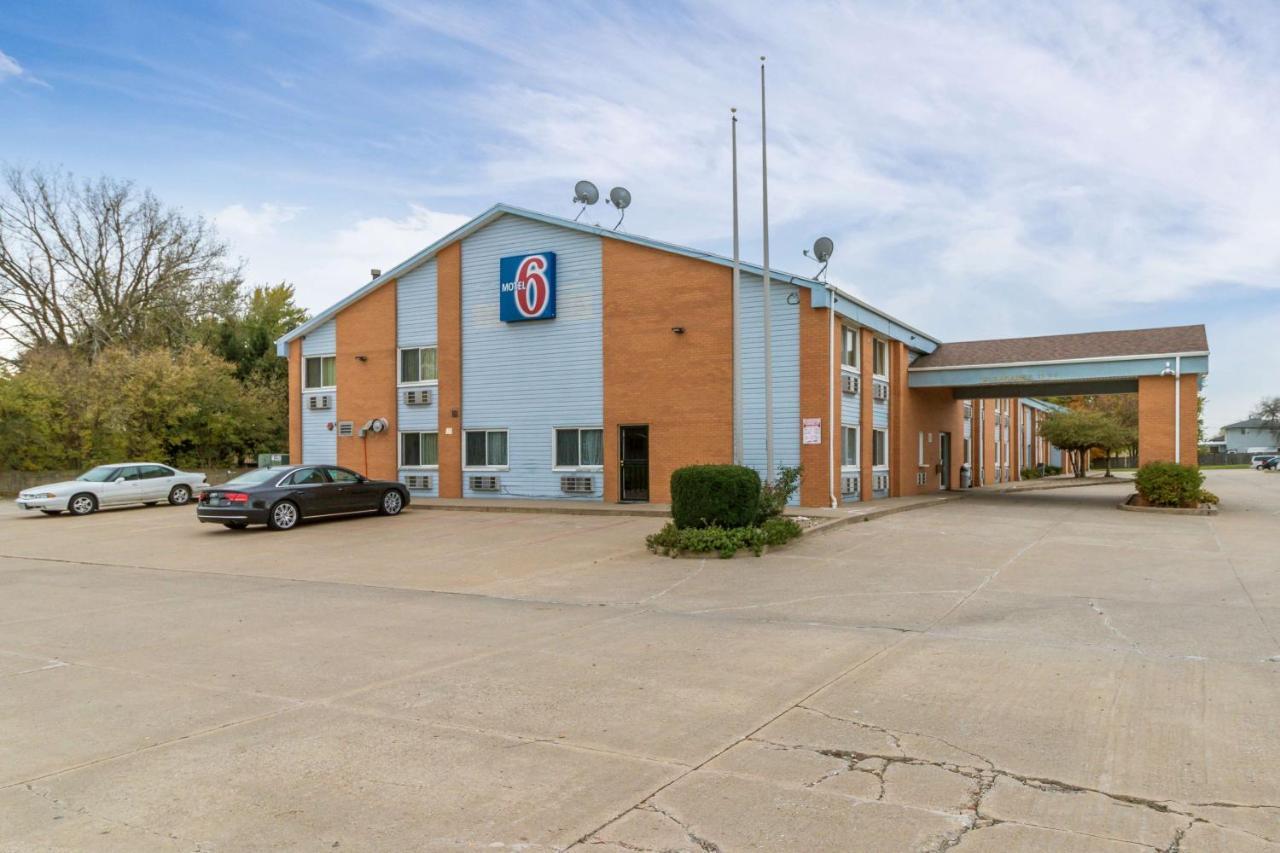 Motel 6-Davenport, Ia エクステリア 写真